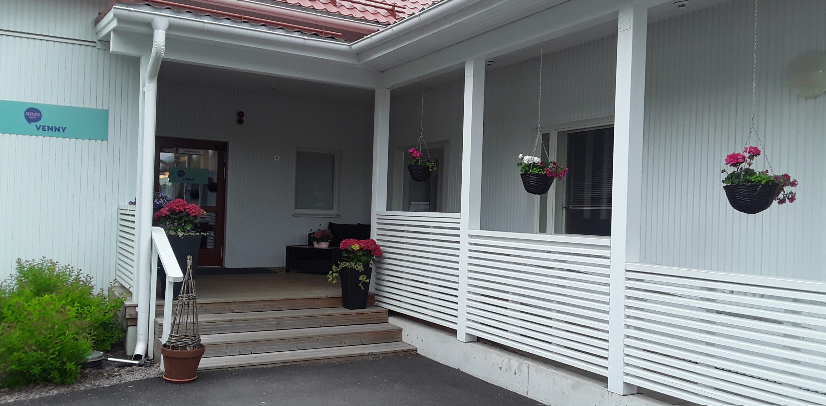 Onnikoti Vennyn sisäänkäynti.